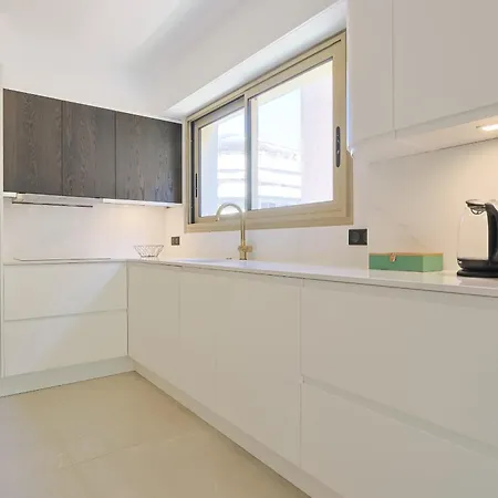 Apartment Le Jungle By Winsome Destination Cannes